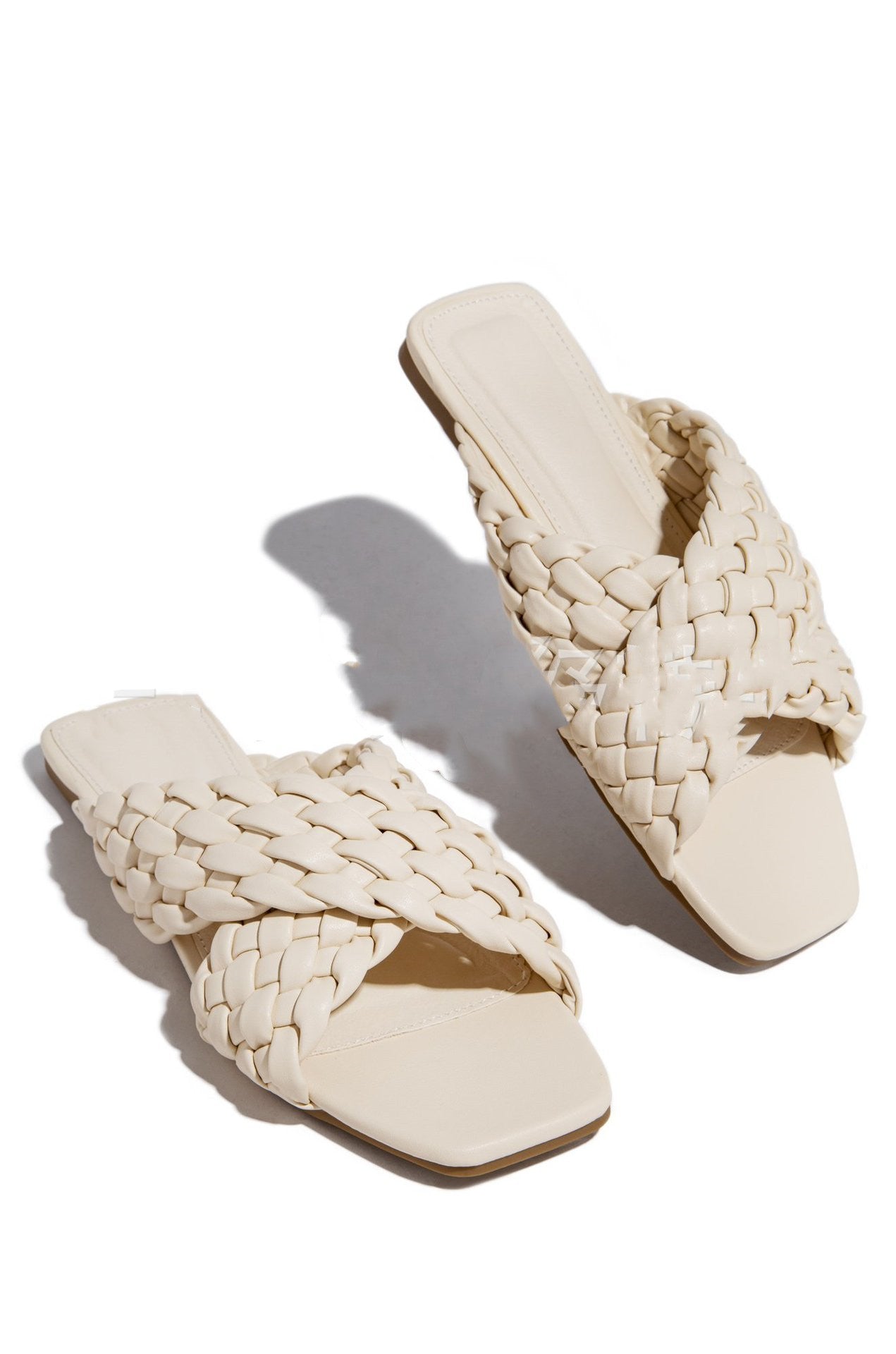 Flat Rattan Cross Strap Sandals And Slippers